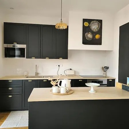 Rose-marie 阿贡科塔因维尔